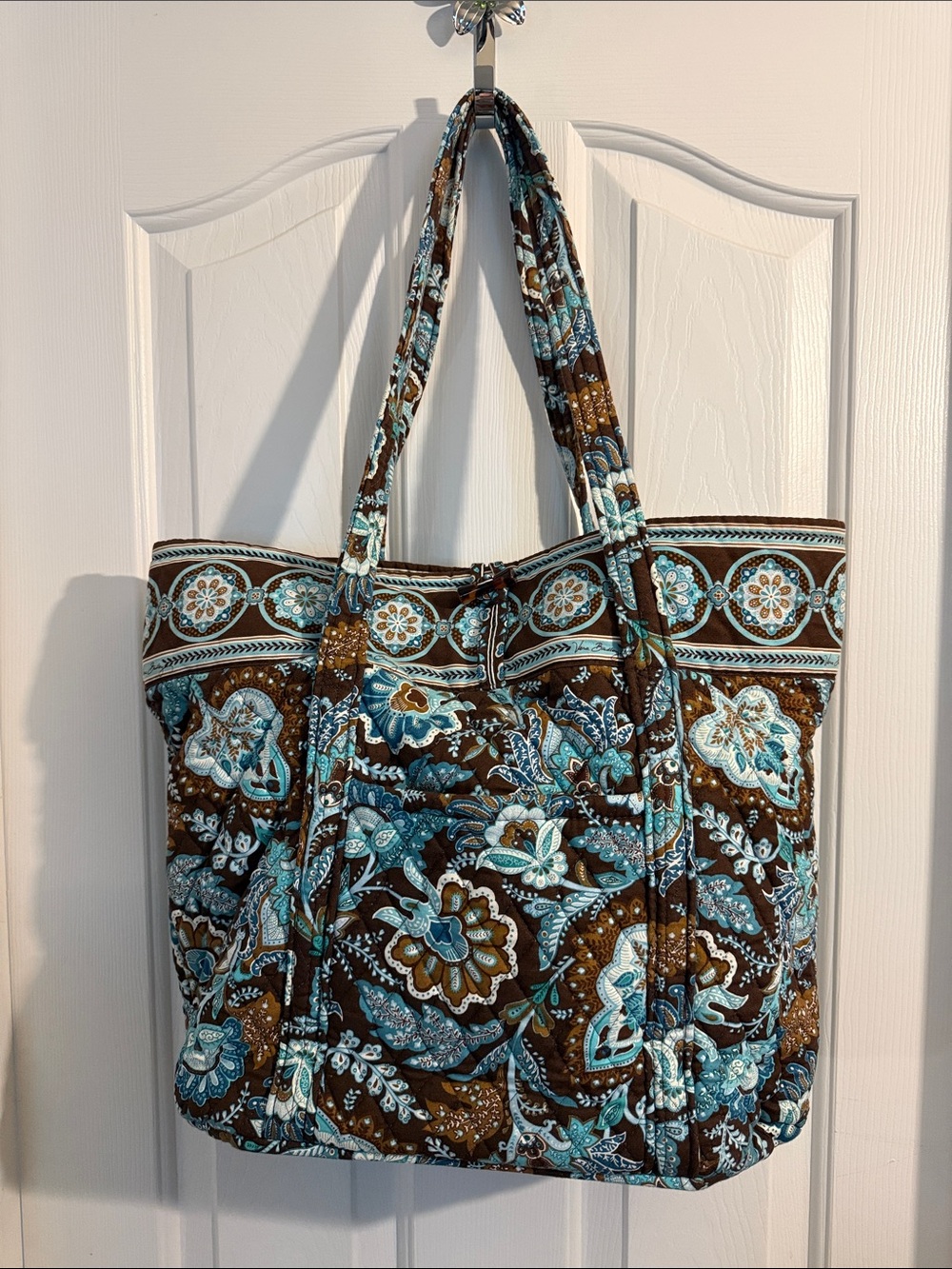 Vera Bradley Java Floral Blue Quilted Paisley Tote